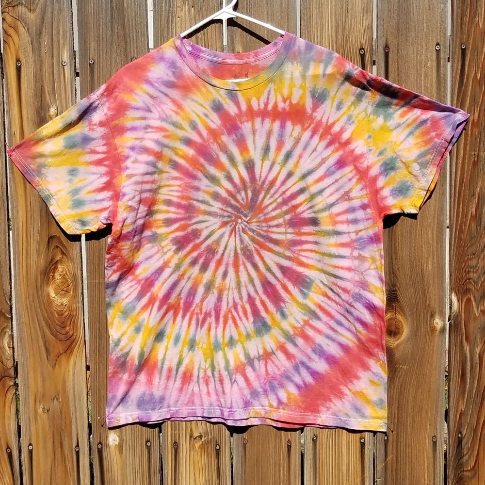 NEW Tie dye, mens shirt size XL.